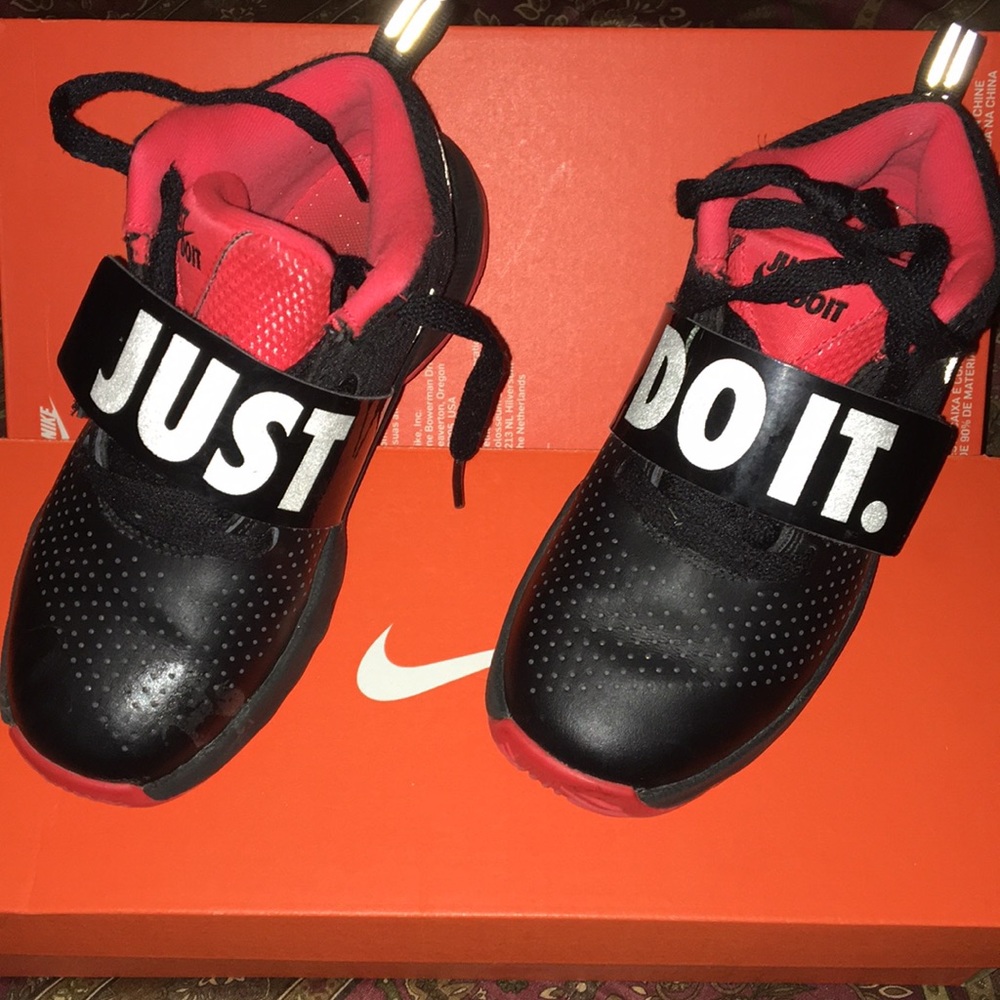 Boys Nike’s